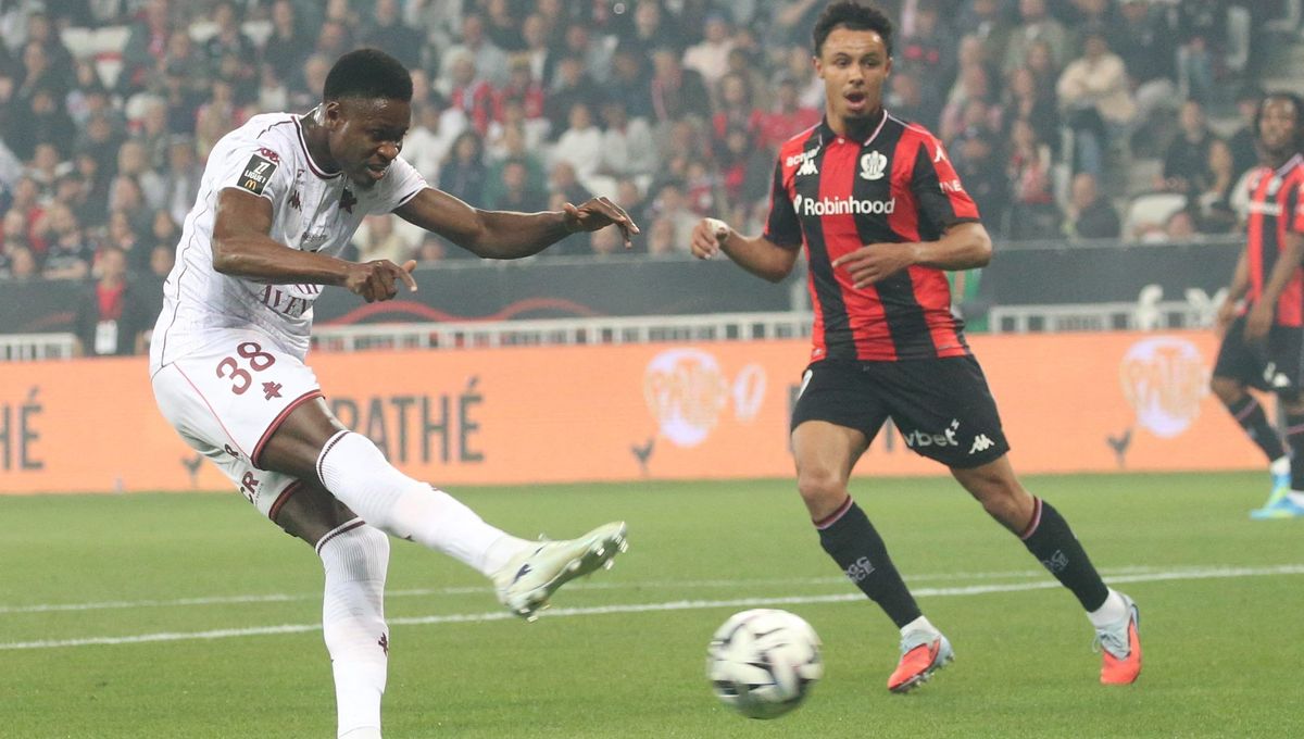 Les joueurs niçois en action contre Metz