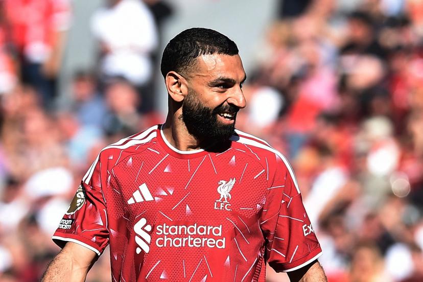 Mohamed Salah célèbre une passe décisive avec Liverpool contre Brentford