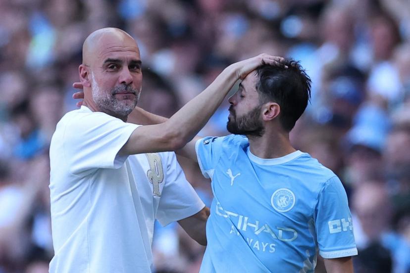 Pep Guardiola n'a pas caché son émotion au moment du remplacement de Bernardo Silva, le joueur qu'il a le plus souvent dirigé. (P. Noble/Reuters)