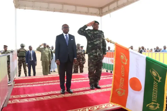 Le président béninois Romuald Wadagni, lors de sa visite officielle au Niger, a initié le dégel diplomatique