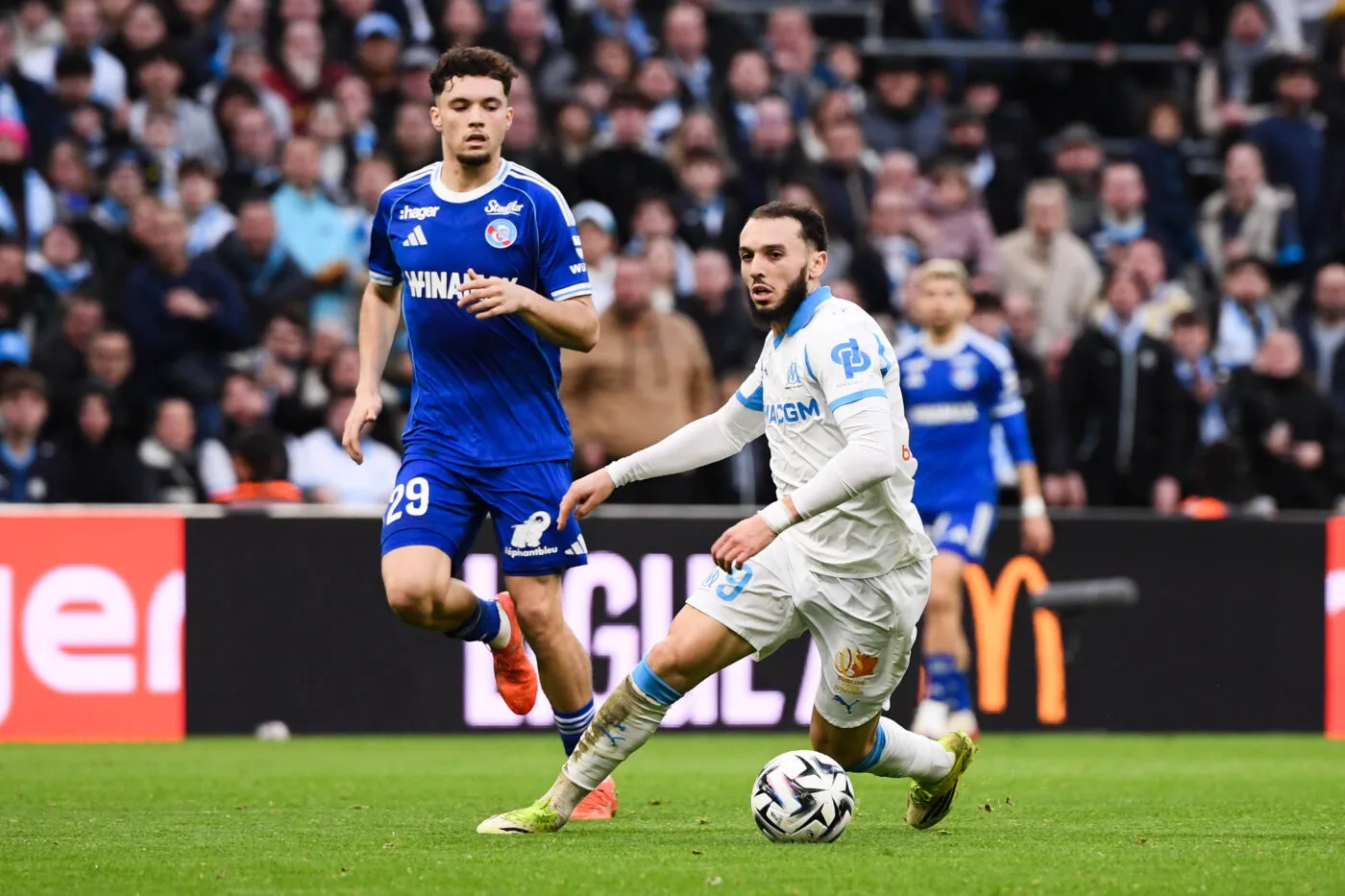 affiche du premier match de ligue 1 entre l'olympique de marseille et strasbourg