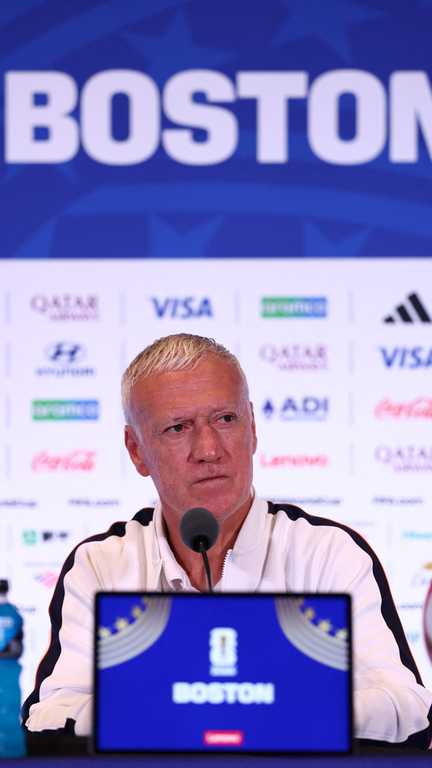 Didier Deschamps réagit à la nomination d'un arbitre argentin pour le match de quart de finale. (-)