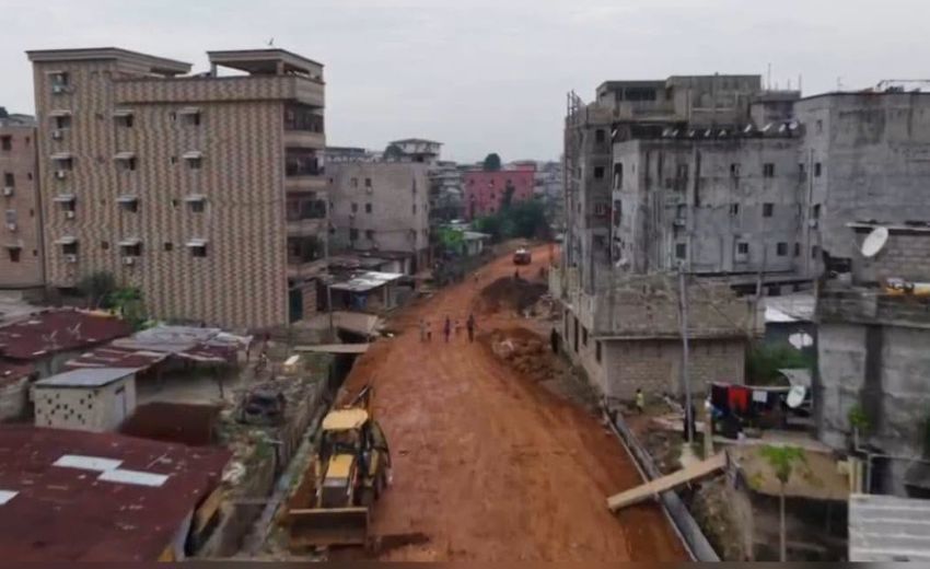 Travaux d'aménagement urbain à Libreville