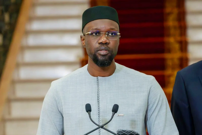 Portrait d'Ousmane Sonko lors de l'annonce du décès de Serigne Abdou Bakhi Mbacké