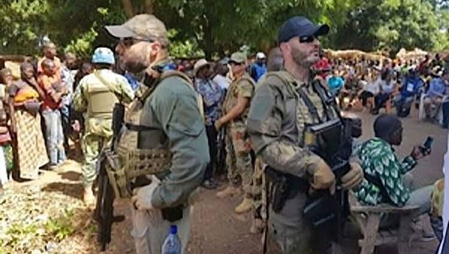 Un lanceur d'alerte nigérien continue de se cacher en France avec ses proches après le refus de sa demande d'asile.