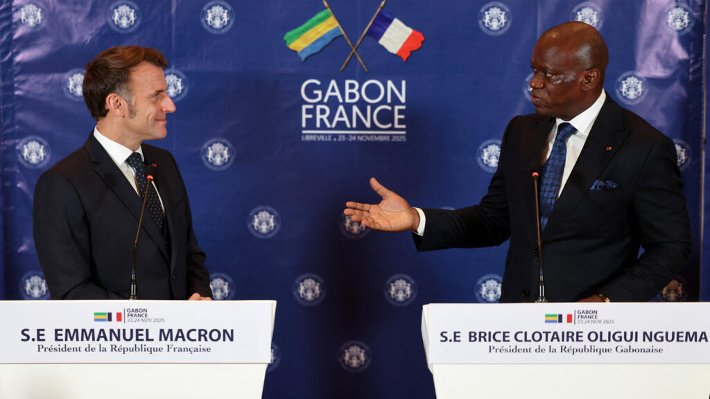Conférence de presse conjointe entre les présidents français et gabonais, Emmanuel Macron et Brice Oligui Nguema, à Libreville en novembre 2025.