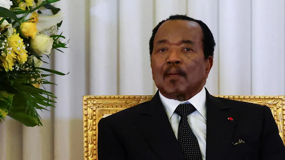 Portrait officiel du président camerounais Paul Biya