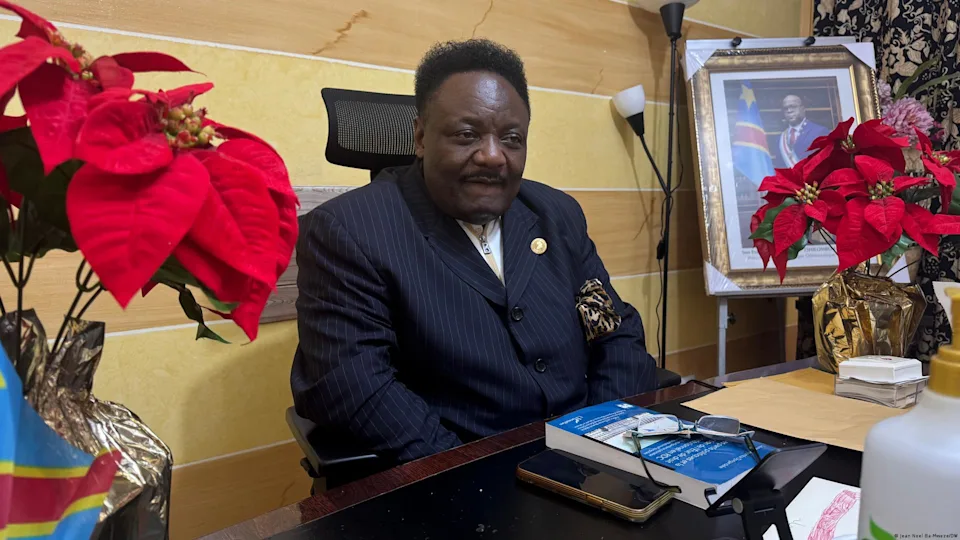 Joseph Olenghankoy, président du CNSA, lors d’une conférence de presse