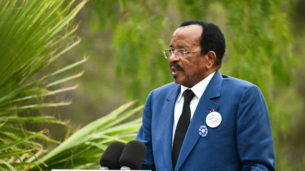 Retour de Paul Biya au Cameroun sous les projecteurs