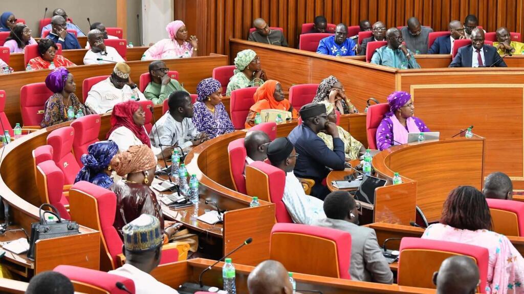 Les députés sénégalais ont adopté en août 2026 la double déclaration de patrimoine pour les plus hauts responsables de l'État.